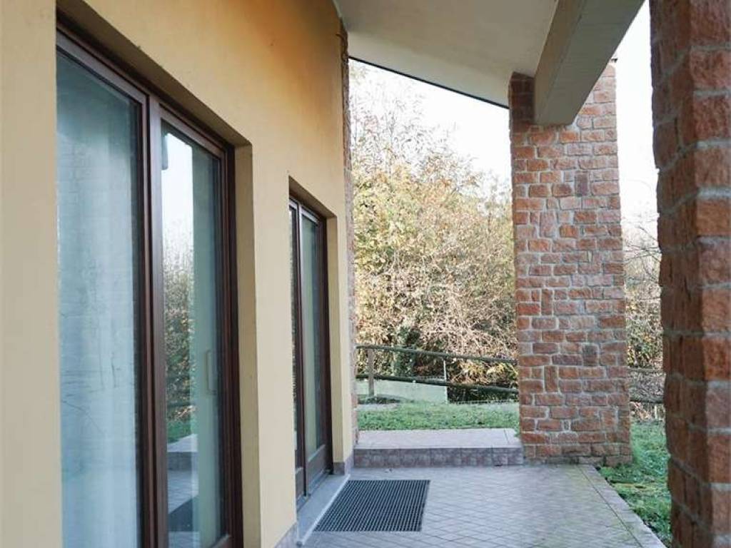 Villa a Castelletto sopra ticino in Pozzola - Foto 5