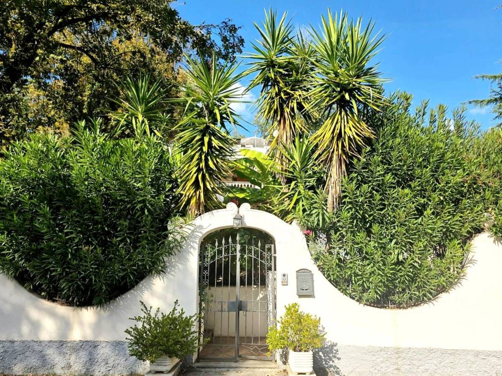 Villa a Sutri in Via delle Querce - Foto 3