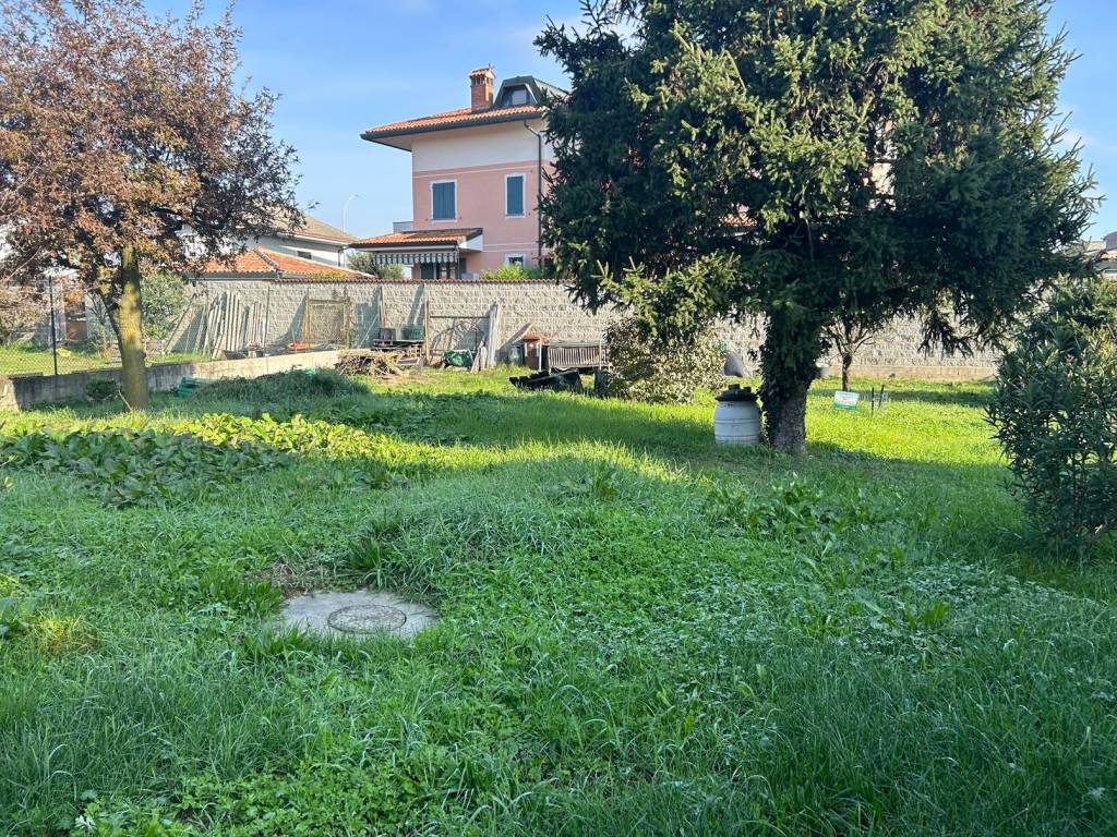 Terreno a Robecco sul naviglio in Via Montecassino, 4 - Foto 2