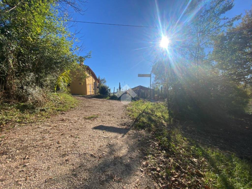 Rustico / casale a Acquasparta in Strada delle fontane selvarelle - Foto 3
