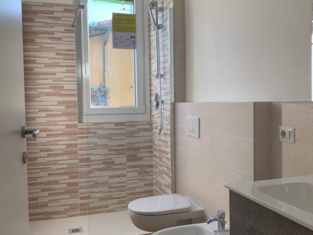 Appartamento a Como in Via Venturino, 16 - Foto 3