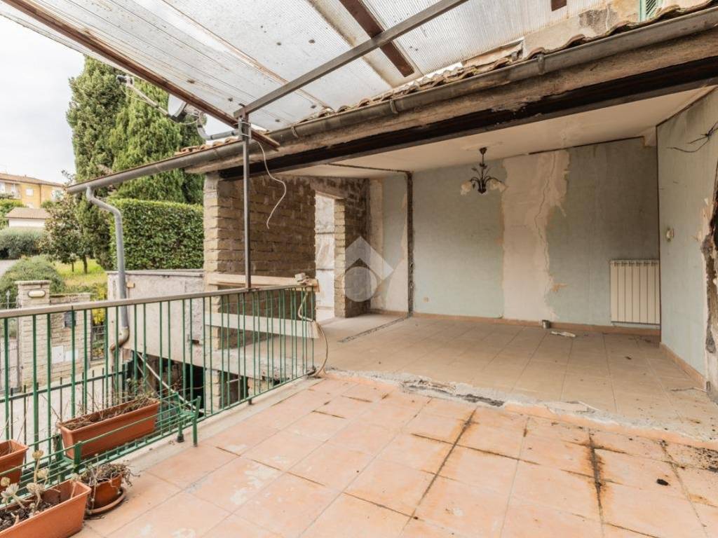 Appartamento a Ronciglione in Via Guglielmo Marconi, 26 - Foto 5