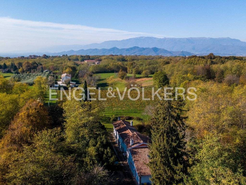 Villa a Montebelluna in Via Ivo Lollini - Foto 5