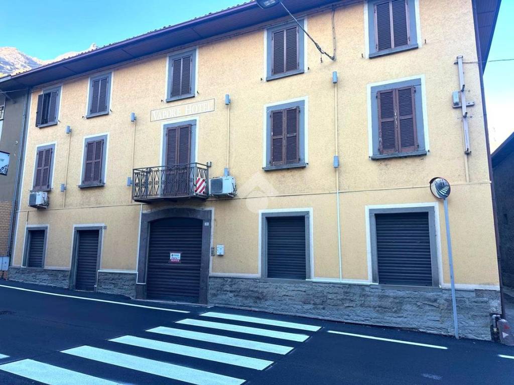 Immobile a Darfo boario terme in Via Umberto I°, 38 - Foto 3