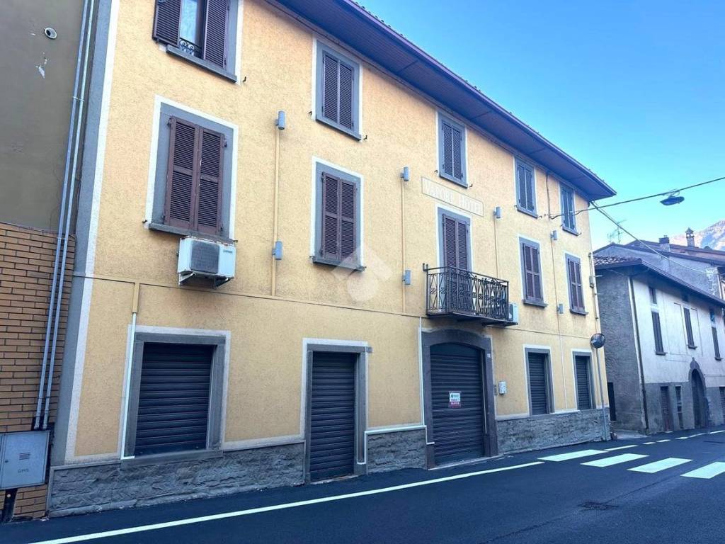 Immobile a Darfo boario terme in Via Umberto I°, 38 - Foto 4