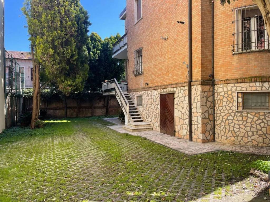 Villa a Ferrara in Via Luigi Borsari - Foto 5