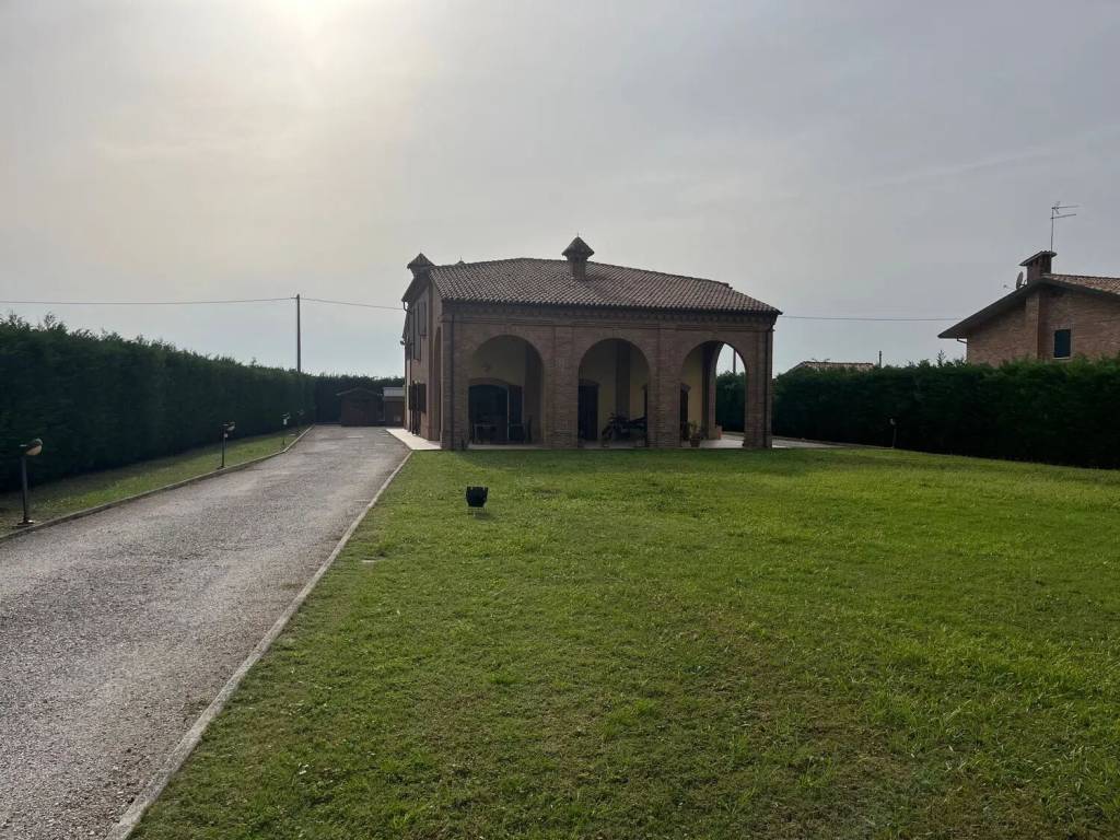 Villa a Ferrara in Via Arginone - Foto 2