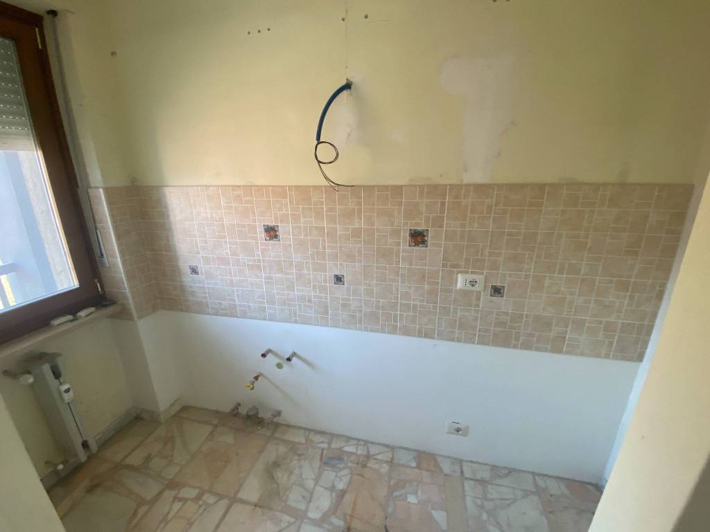 Appartamento a Ivrea in Via Lorenzo Garda, 10 - Foto 4