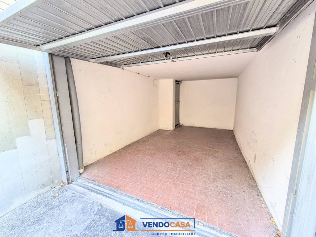 Box / garage a Finale ligure in Via M. Castelli - Foto 2