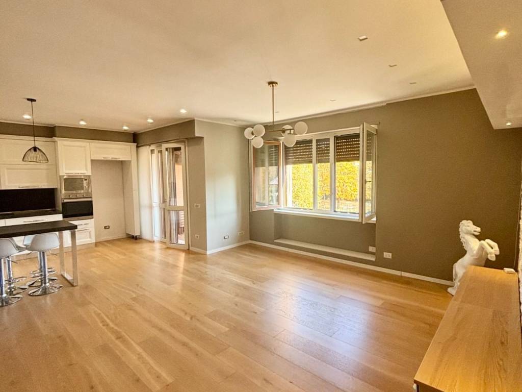 Appartamento a Cuneo in Via Giorgio Federico Ghedini, 14 - Foto 3