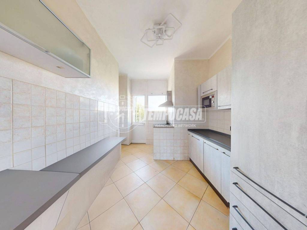 Appartamento a Lusciano in Via Boccaccio 3 - Foto 4