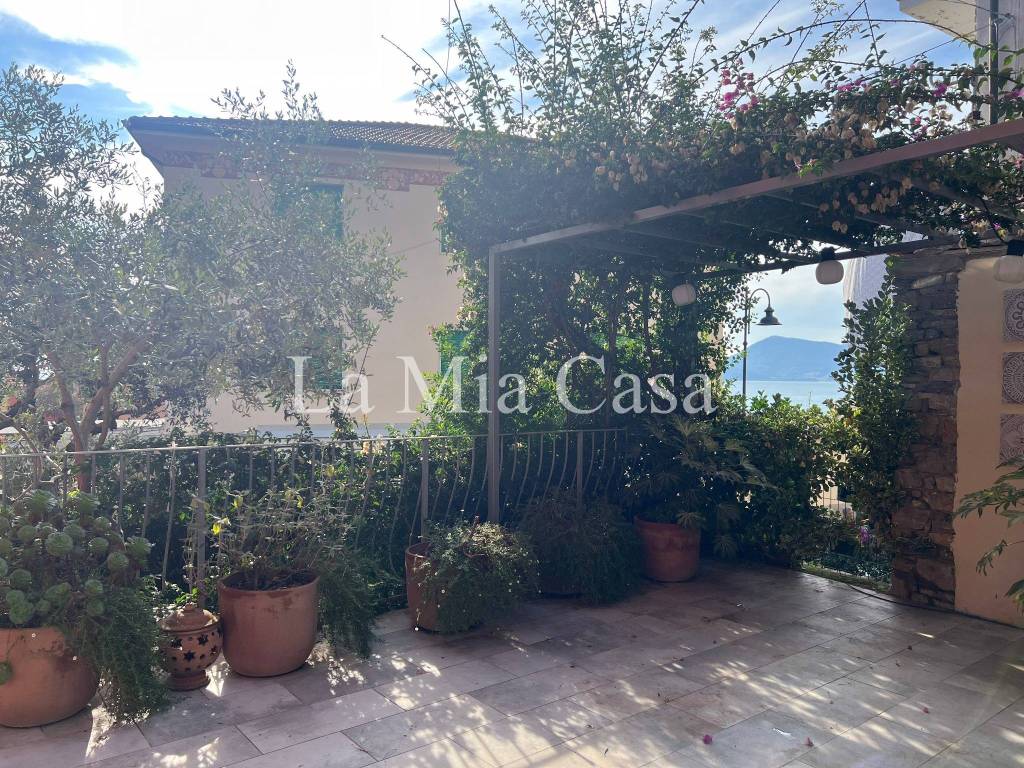 Appartamento a Lerici in Piazza E. Figoli - Foto 2