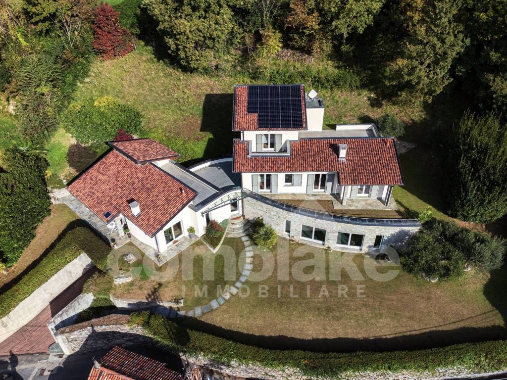 Villa a Cernobbio in Via Paolo Carcano - Foto 2