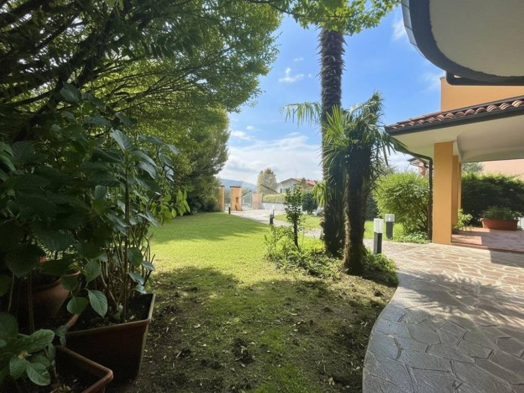 Villa a Collebeato in Via E. Vanoni, 15 - Foto 5