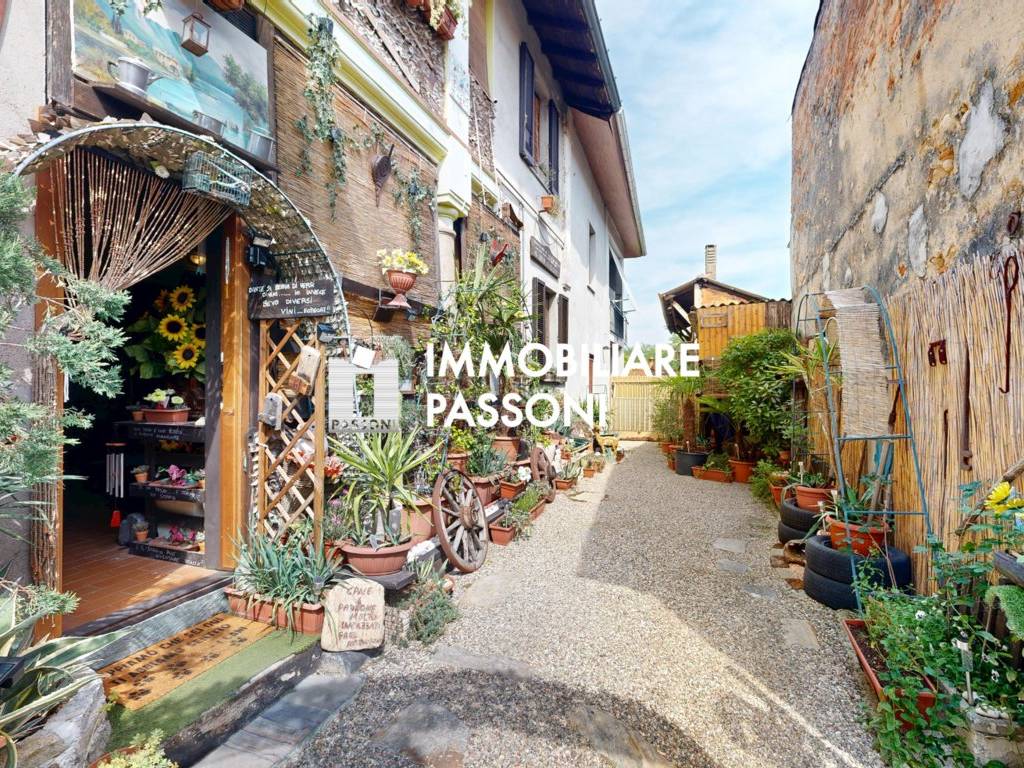 Appartamento a Cairate in Via Agostino Bertani, 10 - Foto 3