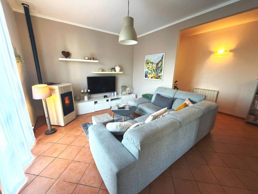 Villa a Mignanego in Via Giuseppe di vittorio, 37 - Foto 5