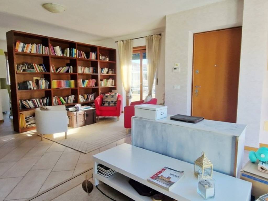 Appartamento a Marostica in Via M. Bonomo, 2 - Foto 4