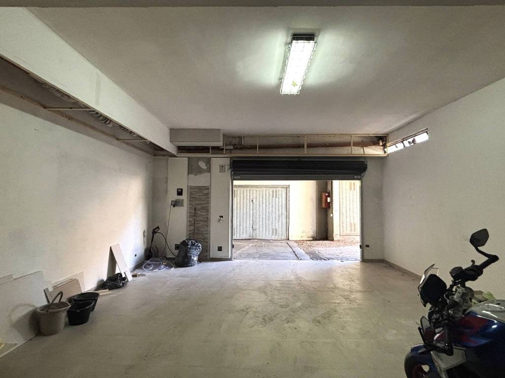 Box / garage a Avellino in Via Salvatore Pescatori, 26 - Foto 5