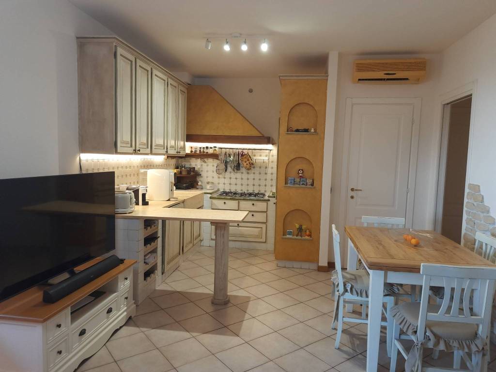 Appartamento a Monsummano terme in Via Custoza - Foto 2