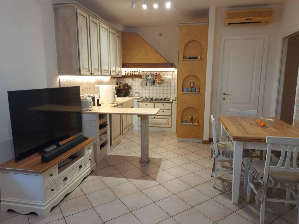 Appartamento a Monsummano terme in Via Custoza - Foto 3