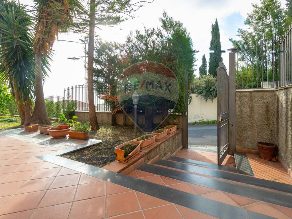 Villa a Trecastagni in Via Assisi, 26 - Foto 3