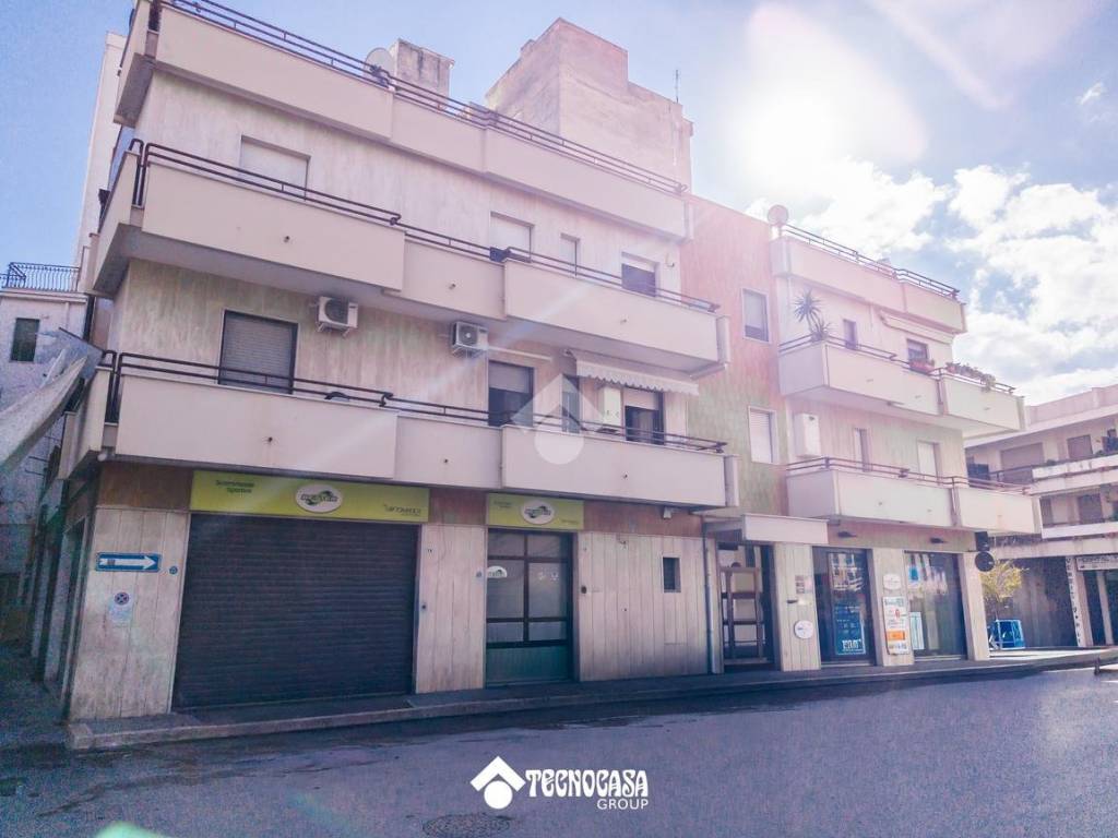 Immobile a Manfredonia in Locale Commerciale Via della Croce, 1 - Foto 5