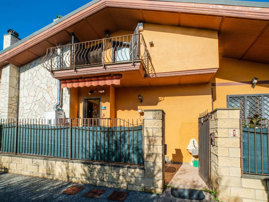 Villa a Ciampino in Via Napoli - Foto 4