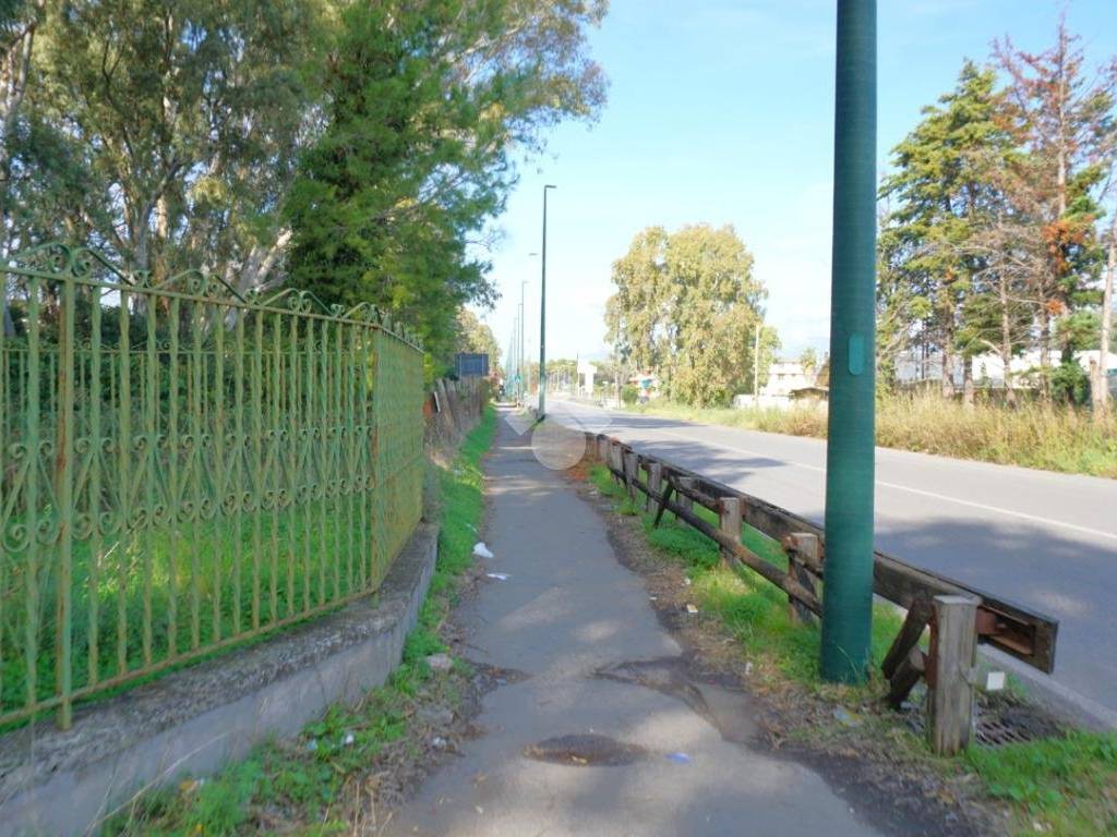 Terreno a Battipaglia in Via Lido Lago - Foto 5