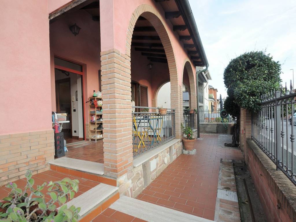 Villa a Campiglia marittima in Via Fiume, 57 - Foto 4