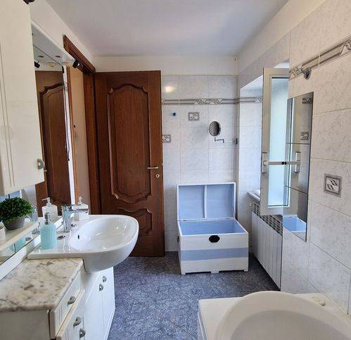 Appartamento a Genova in Via Antica Romana Di Quinto 118 - Foto 3