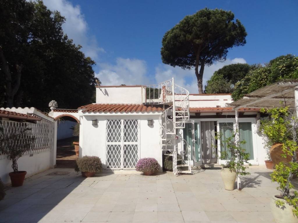 Villa a Sabaudia in Via Lungomare - Foto 4