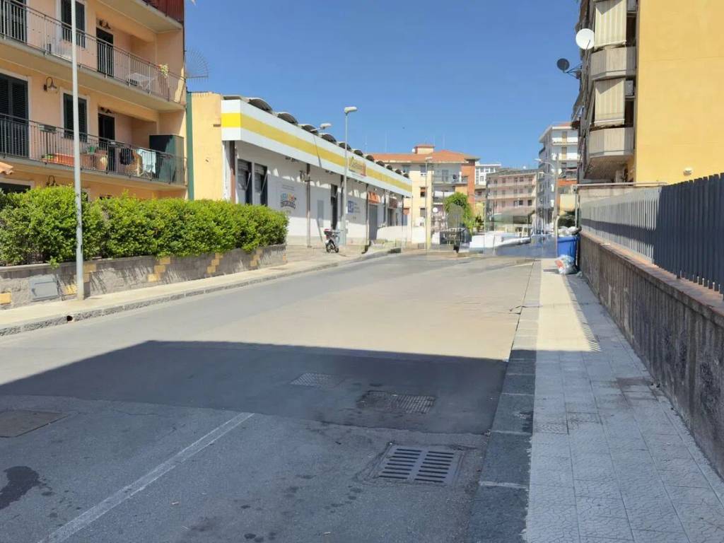 Box / garage a Acireale in Via Tupparello, 10 - Foto 3