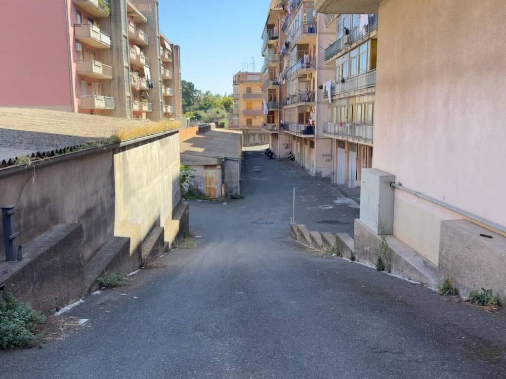 Box / garage a Acireale in Via Tupparello, 10 - Foto 4
