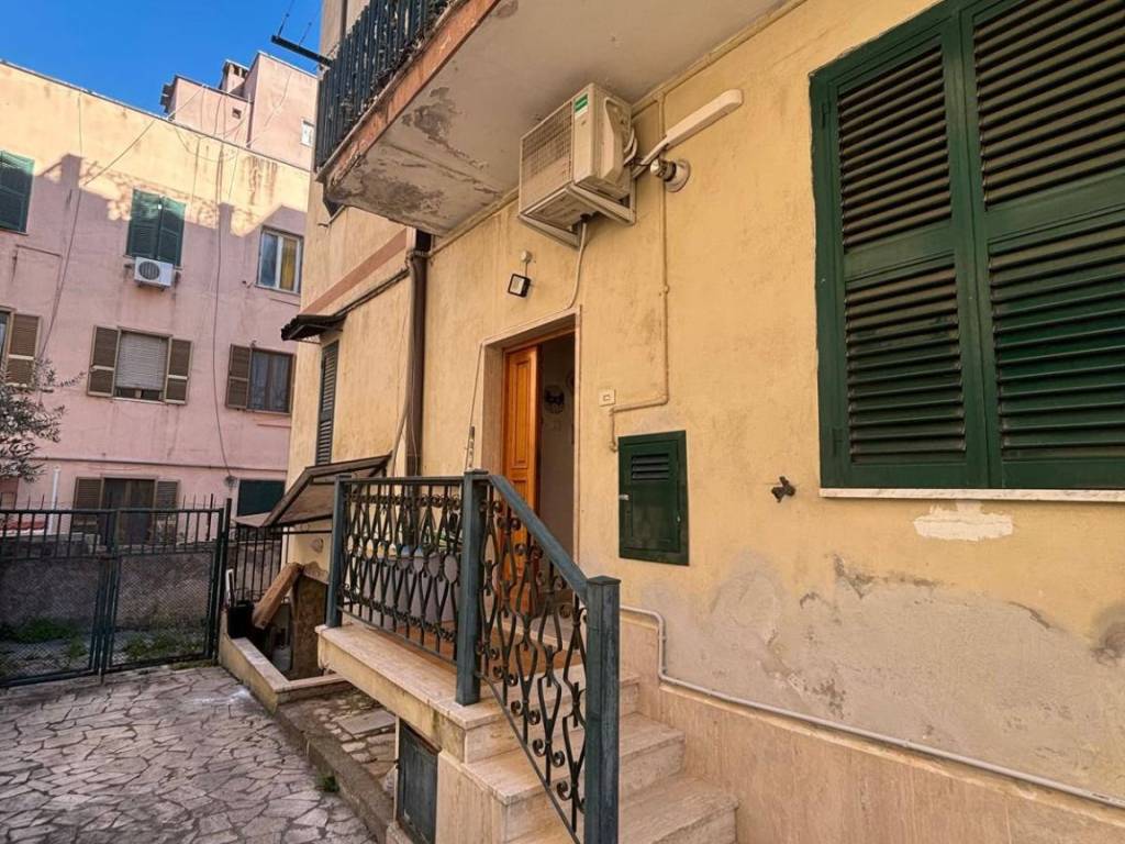Appartamento a Tivoli in Via Fratelli Bandiera, 10 - Foto 2
