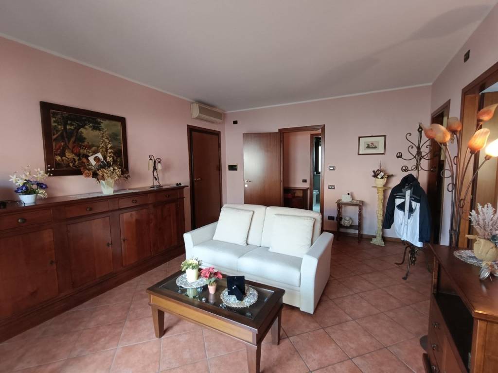 Appartamento a Cremona in Via Mantova, 51 - Foto 2