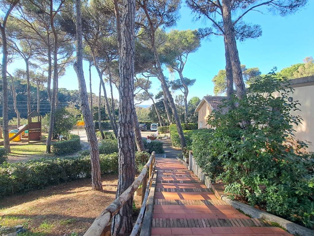 Appartamento a Rosignano marittimo in Via Aurelia - Foto 2