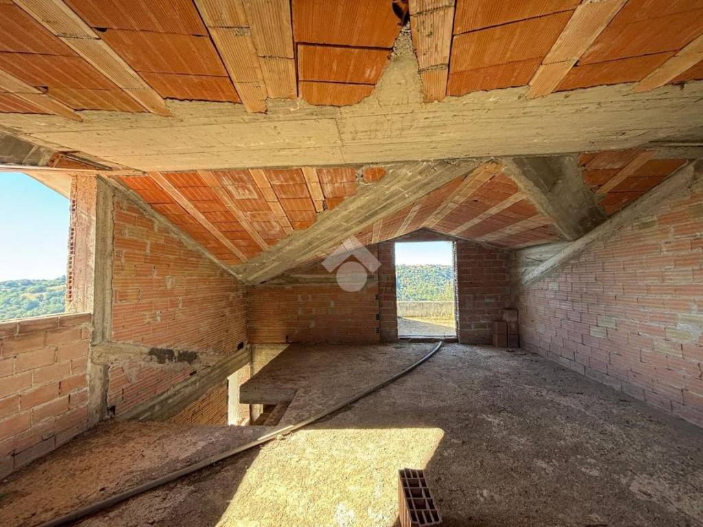 Rustico / casale a Castelnuovo di porto in Via di Valle Ioro - Foto 5