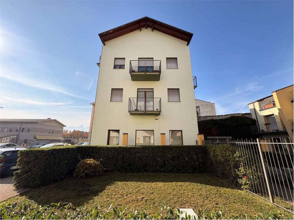 Appartamento a Pinerolo in via vigone , 42 - Foto 3