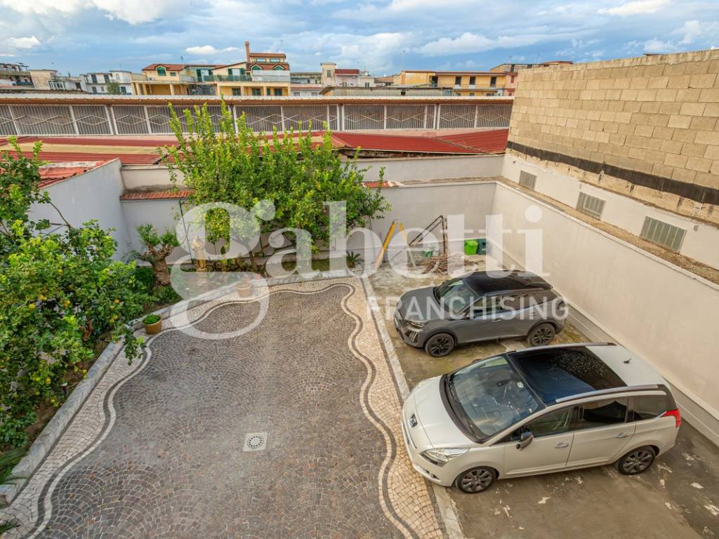 Palazzo / stabile a Frattamaggiore in Via Limitone, 24 - Foto 3