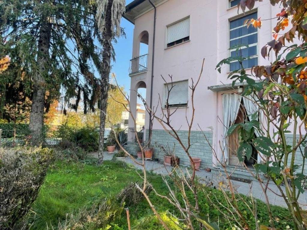 Villa a Carpaneto piacentino in Via Luigi Illica, 1 - Foto 2