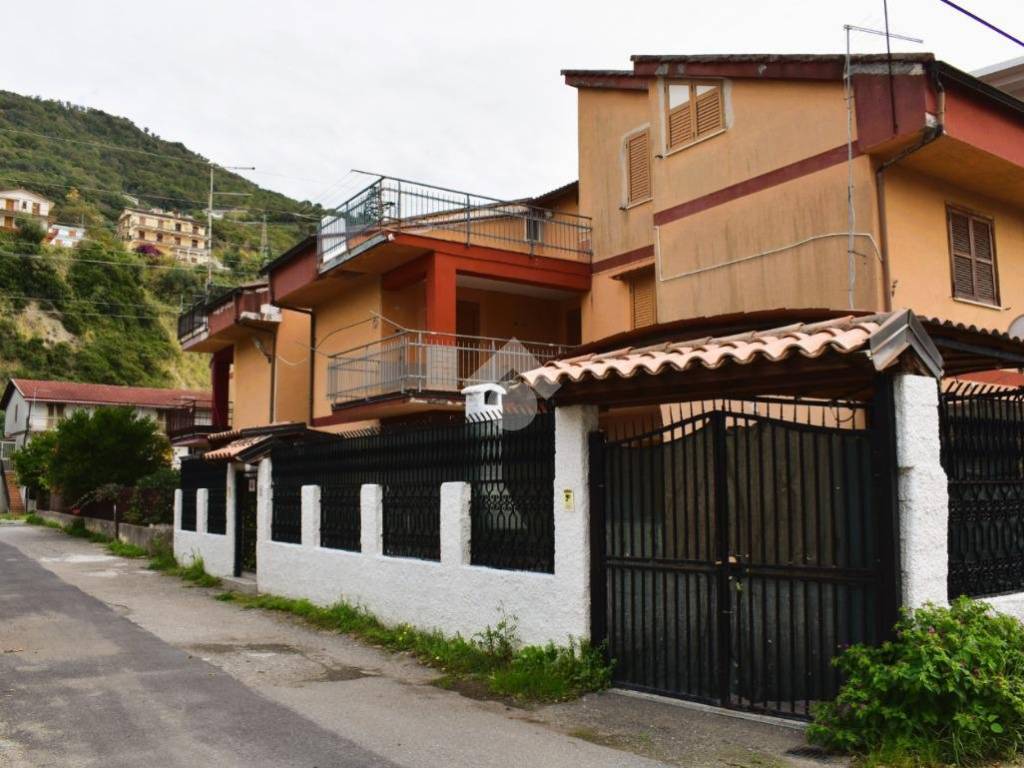 Appartamento a Falconara albanese in Via Marinella - Foto 3