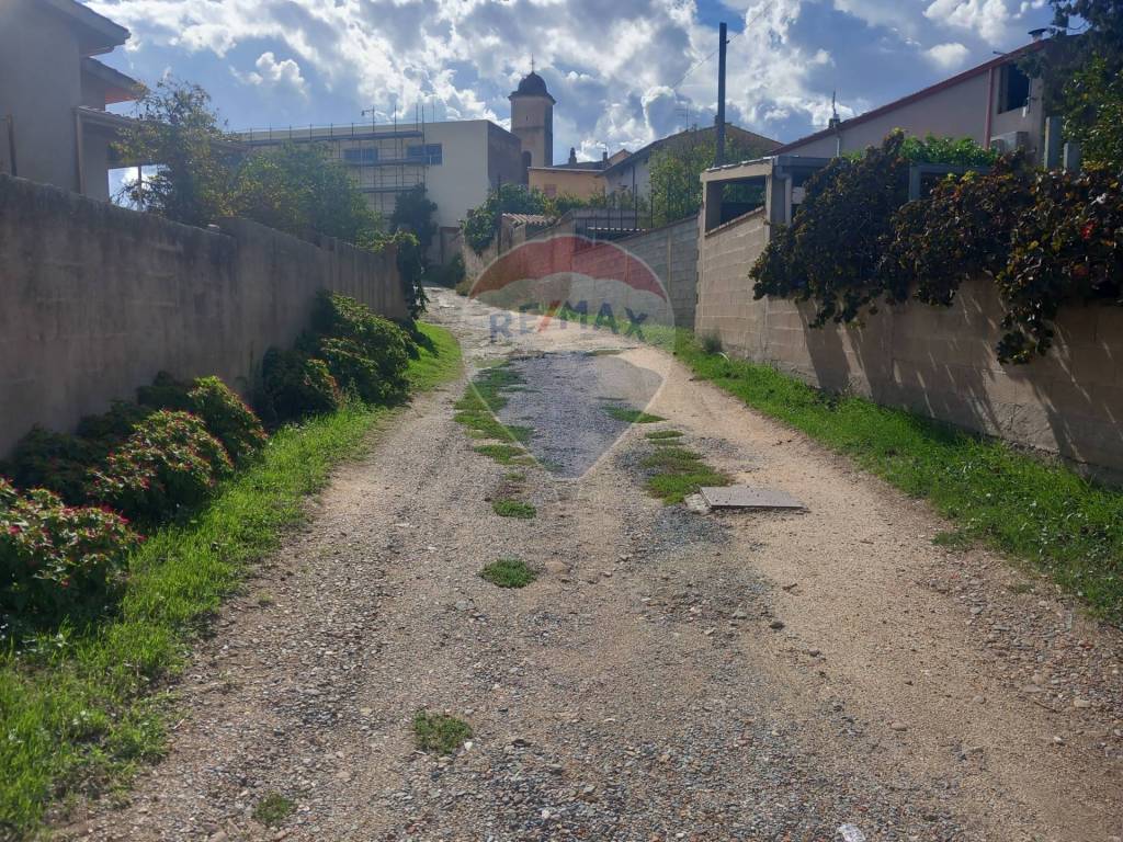 Terreno a Siliqua in Via Grazia Deledda - Foto 2
