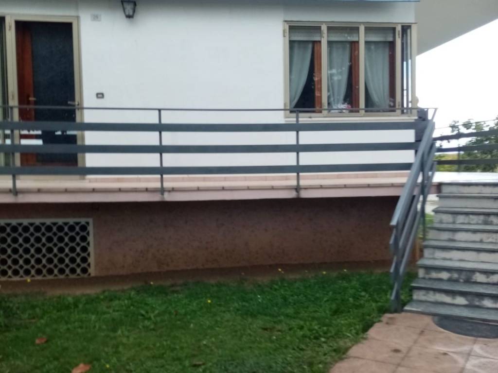 Villa a Gonars - Foto 4