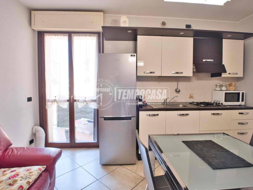 Appartamento a Galliate in Via Danesio Mainerio - Foto 4