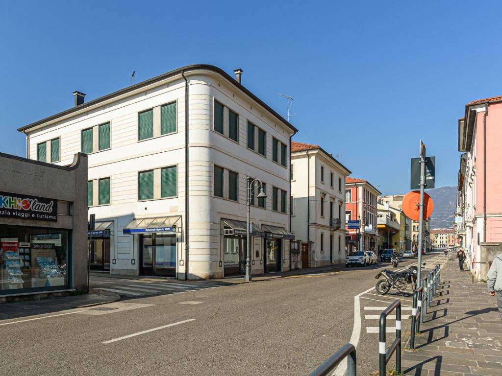 Appartamento a Schio in VIA MONTE CIOVE, 4 - Foto 3