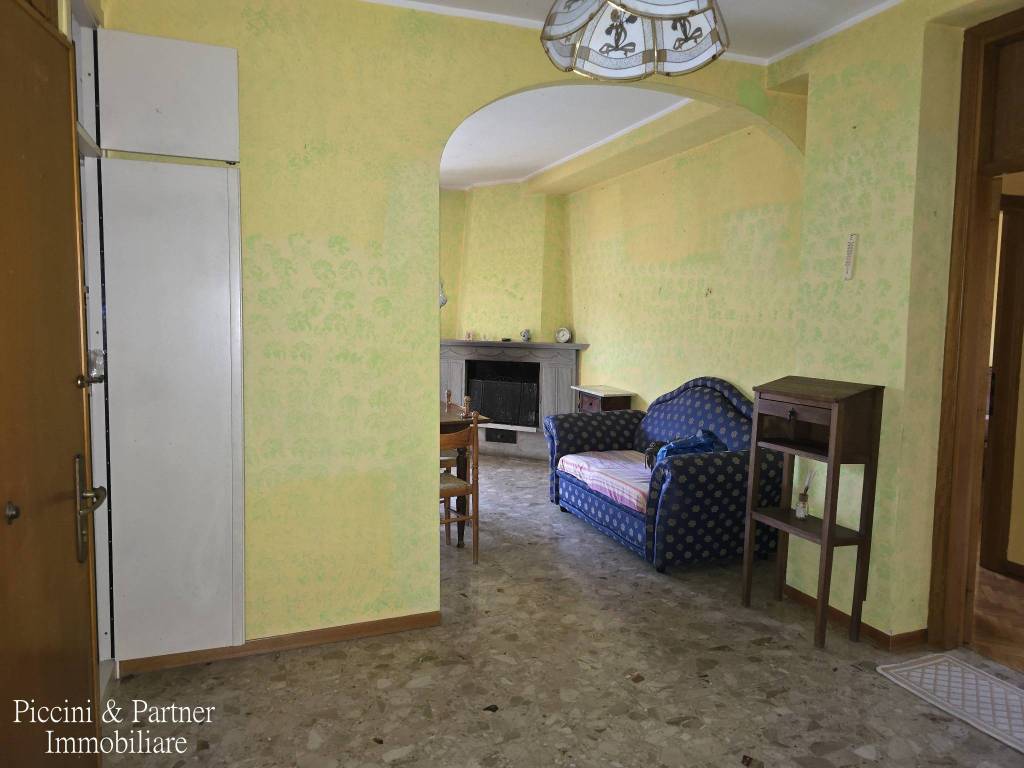 Appartamento a Tuoro sul trasimeno in Piazza Santa Maria Maddalena, 2 - Foto 4