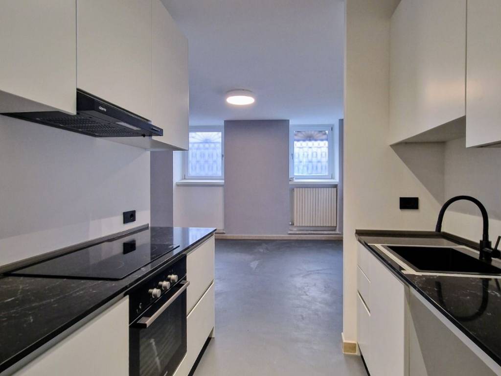 Appartamento a Verona in Via Giardino Giusti, 7 - Foto 2