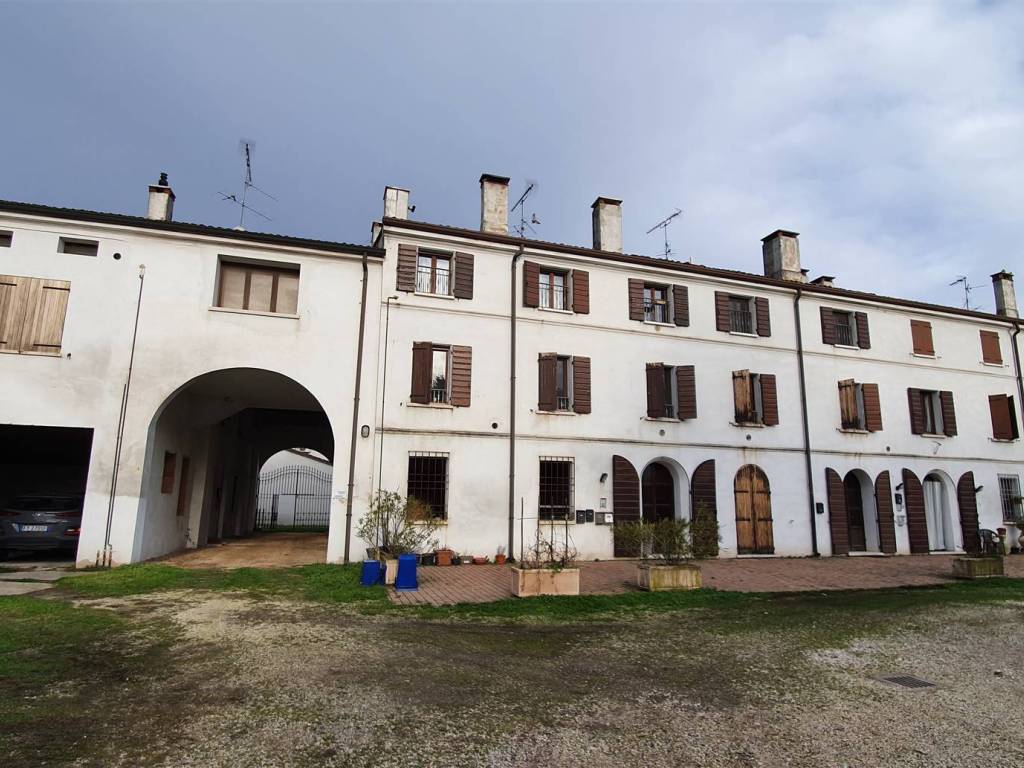 Appartamento a Castellucchio - Foto 2