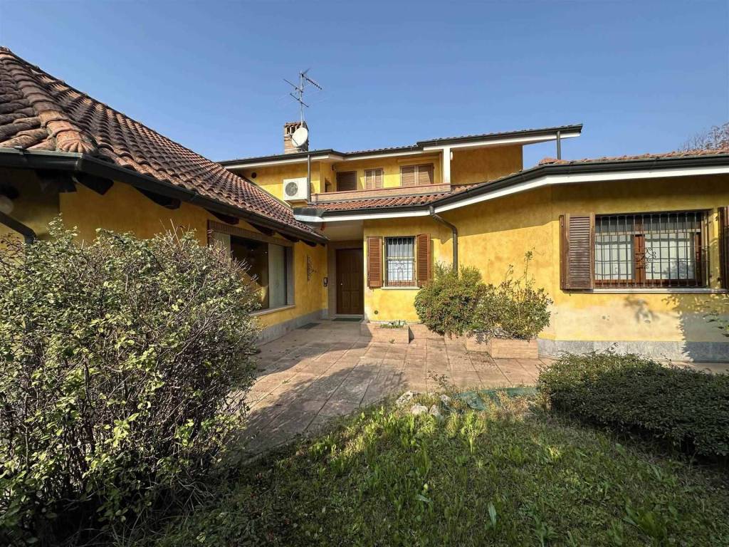 Villa a Sant'angelo lodigiano in Via Generale Dalla Chiesa - Foto 3