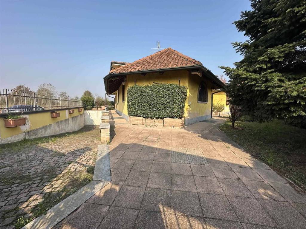 Villa a Sant'angelo lodigiano in Via Generale Dalla Chiesa - Foto 5